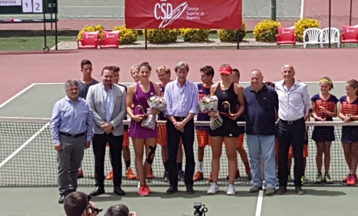 Paula Badosa, campeona del ITF 25.000$ de Les Franqueses Paula Badosa, campeona del ITF 25.000$ de Les Franqueses