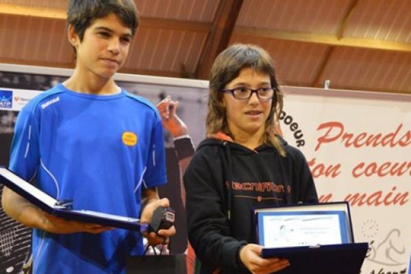 Alcaraz gana el torneo alevín de Grandignan