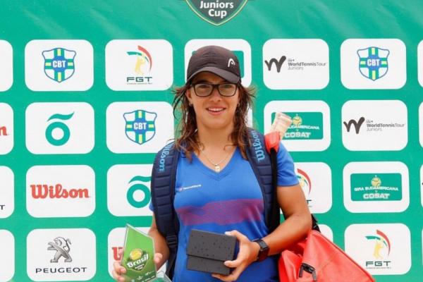 Ane Mintegi, campiona del World Tennis Tour Junior de Porto Alegre