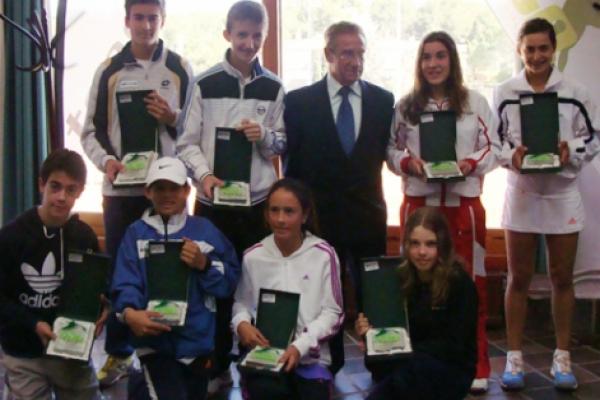 Coronado y Mayorova ganan el Nike Junior Tour