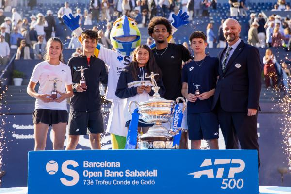 Fils impone su tenis estratosférico en la final del Barcelona Open Banc Sabadell-73º Trofeo Conde de Godó 