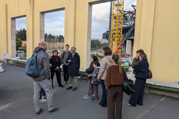 Una vintena de socis gaudeixen de la visita al museu de l'FC Barcelona