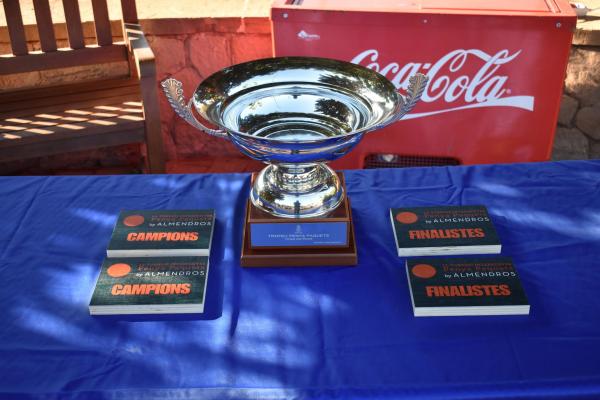 Celebrada la XIII edició del Torneig Interpenyes - Trofeu Penya Paquets by Almendros