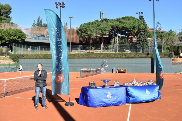 Celebrada la XIII edició del Torneig Interpenyes - Trofeu Penya Paquets by Almendros