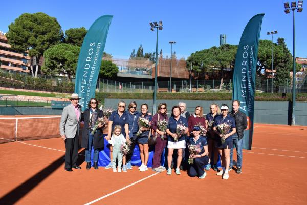 Celebrada la XIII edició del Torneig Interpenyes - Trofeu Penya Paquets by Almendros