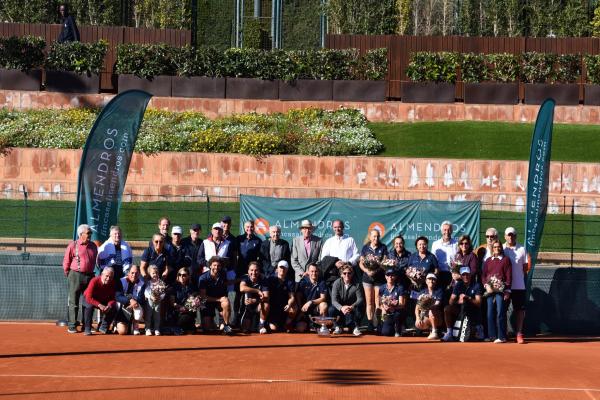 Celebrada la XIII edició del Torneig Interpenyes - Trofeu Penya Paquets by Almendros