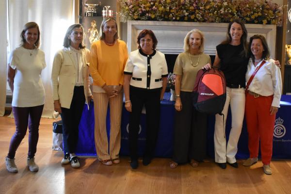 Pool Femenina