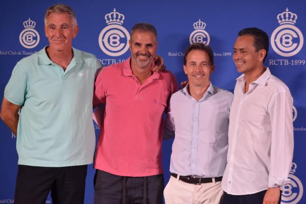 Els equips sèniors del Club reben un merescut reconeixement pels seus èxits del 2025