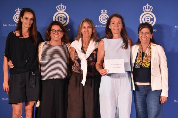 Els equips sèniors del Club reben un merescut reconeixement pels seus èxits del 2025
