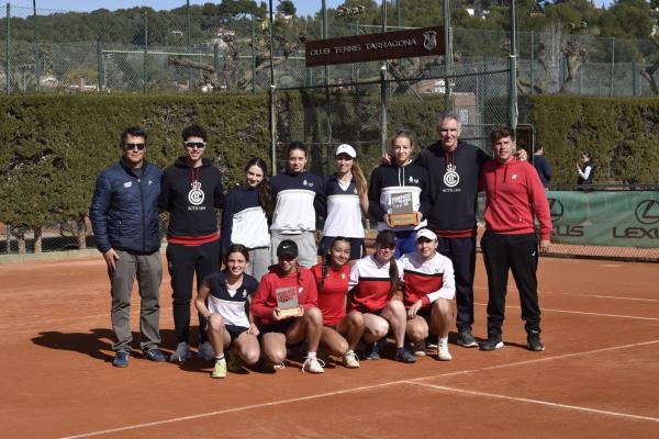 El equipo cadete femenino, Campeonas de Cataluña por Equipos