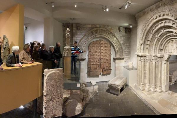 Nuestros socios visitan el Museo Marès