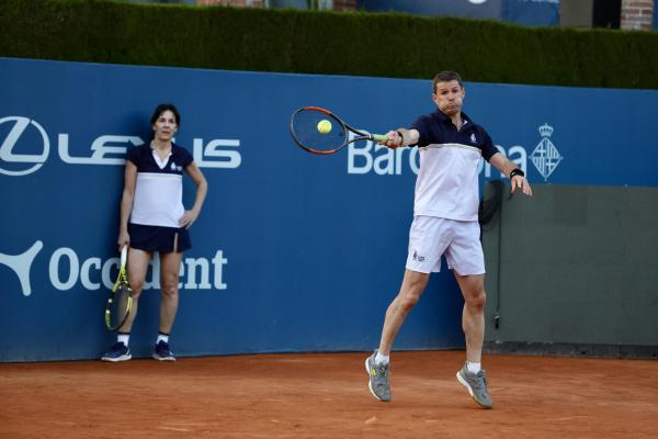 Els socis/es celebren el "Dia del Soci/a" abans de l'inici del Barcelona Open Banc Sabadell