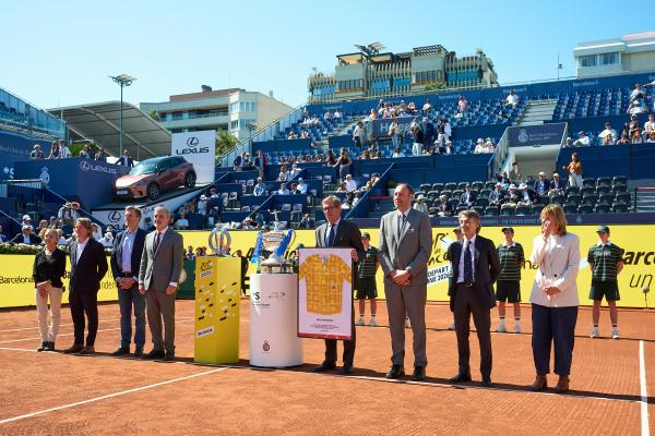 El Tour de Francia se hermana con el Barcelona Open Banc Sabadell con un acto en la pista Rafa Nadal