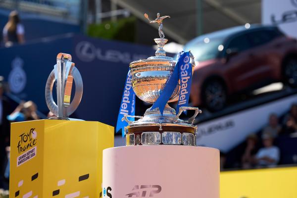 El Tour de Francia se hermana con el Barcelona Open Banc Sabadell con un acto en la pista Rafa Nadal