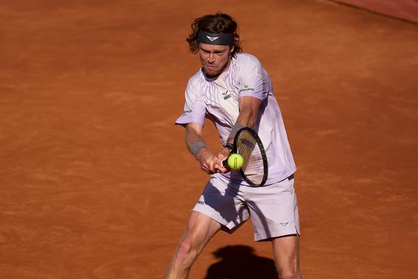 Fils impone su tenis estratosférico en la final del Barcelona Open Banc Sabadell-73º Trofeo Conde de Godó 