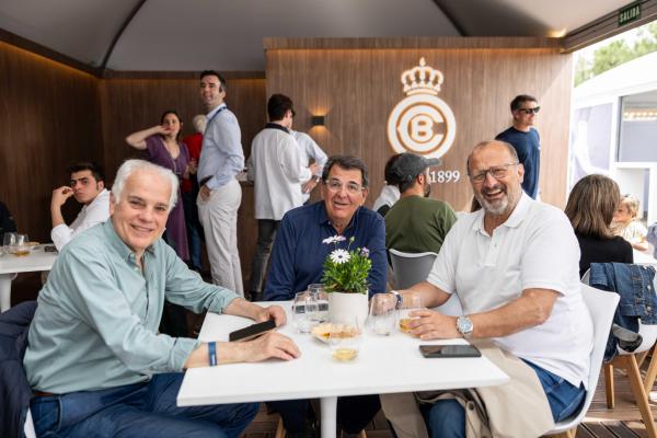 La suite del Hospitality se convierte un año más en punto de encuentro de los socios del  RCTB-1899 